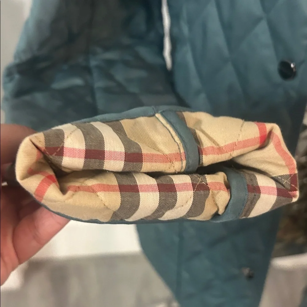 Burberry Constance Quilted Jacket Size Small - Picture 11 of 11